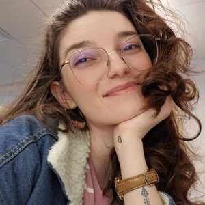 Meet your Posher, Maggie